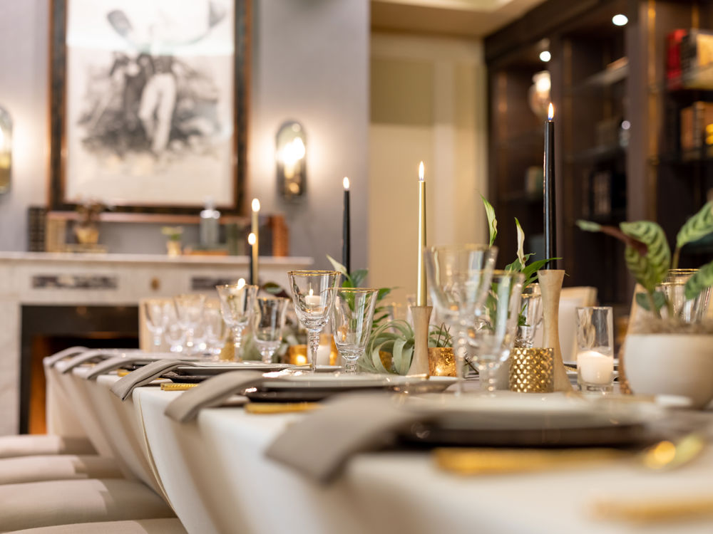 Lafayette Elegant Dining Table Setup